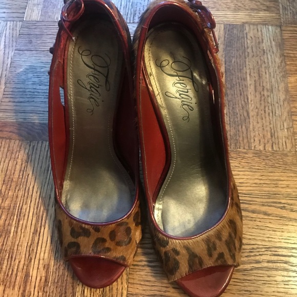 ✨HOST PICK✨ Fergie Cheetah-print pumps - Picture 2 of 3